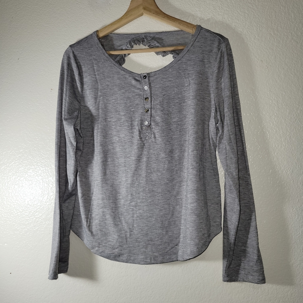 - American  Rag Long Sleeve Top  NWT